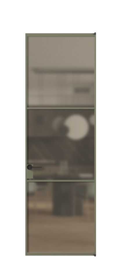 Алюминиевая дверь АЛПЛ040.03 Алюминий оливковый тёмный Сатинированное бронзовое стекло, триплекс. Без короба АОТ Цена 119020 Стоимость комплекта двери включает: 1. Полотно (600/650/700/750/800/850/900/950*2000-2400 мм).
2. Короб
3. Комплект фурнитуры (2 торцевые петли и магнитный замок с ответной планкой). Фабрика дверей Волховец 8 (800) 551 43 19 Алюминиевая дверь АЛПЛ040.03 Алюминий оливковый тёмный Сатинированное бронзовое стекло, триплекс Цена 119020 | Volhovec